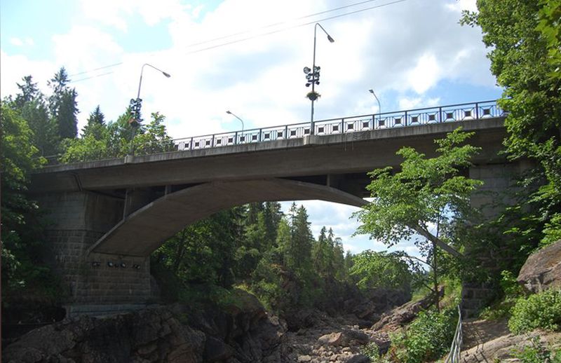 &nbsp;(Sinikka Myyrä&nbsp;7.7.2011)