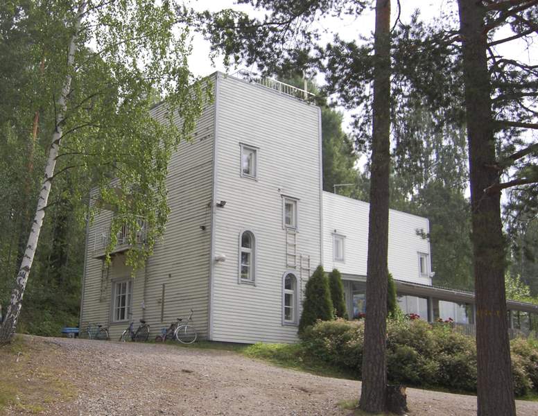 &nbsp;(Sinikka Myyrä&nbsp;26.7.2011)