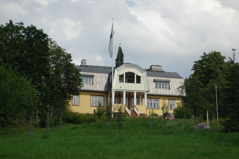&nbsp;(Sinikka Myyrä&nbsp;26.7.2011)