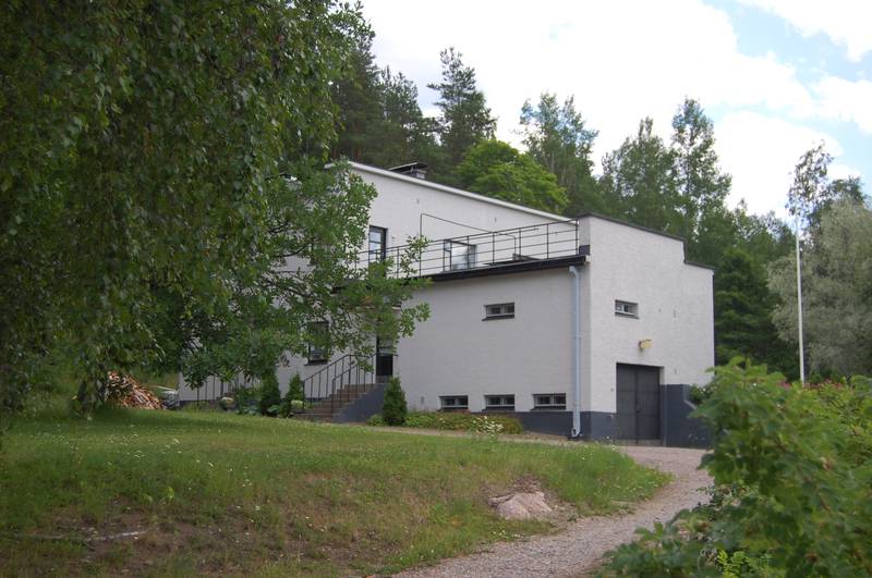 &nbsp;(Sinikka Myyrä&nbsp;7.7.2011)