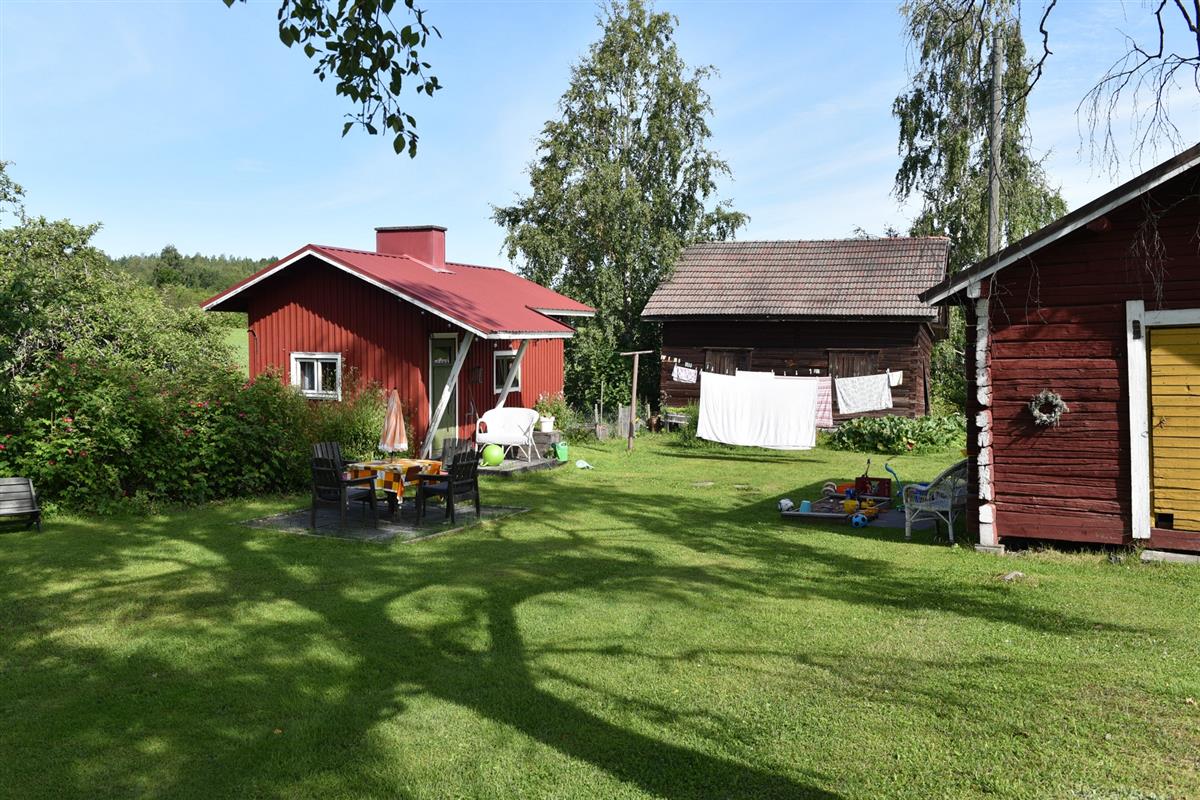 Saunarakennus 1950-luvulta.&nbsp;(Teija Ahola&nbsp;2023)