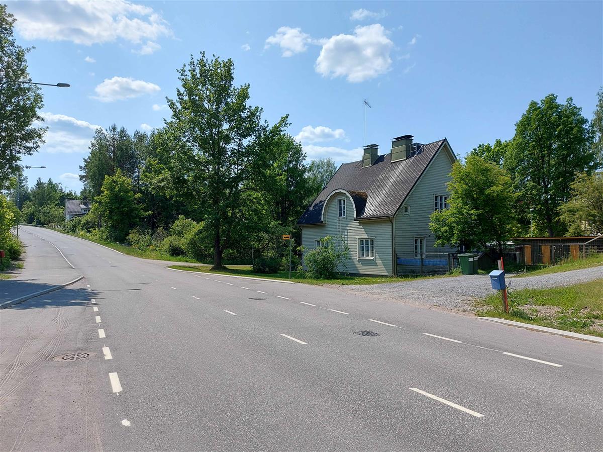 Paperharjuntieltä&nbsp;(Niina Uusi-Seppä&nbsp;2023)