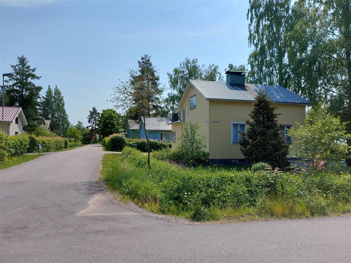 &nbsp;(Niina Uusi-Seppä&nbsp;2023)