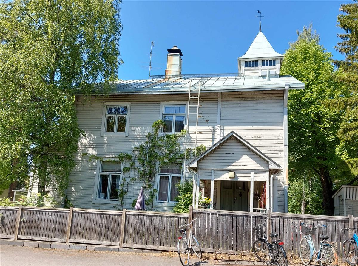 &nbsp;(Niina Uusi-Seppä&nbsp;2023)