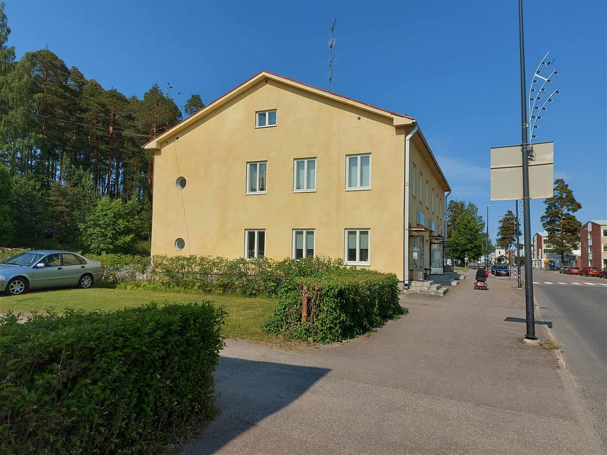Vuoksenniskan apteekki&nbsp;(Niina Uusi-Seppä&nbsp;2023)