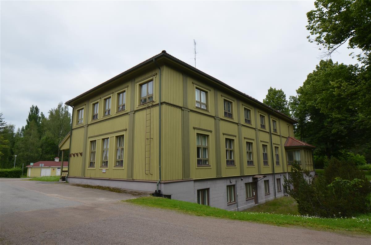 Virkailijakerho lounaasta päin kuvattuna.&nbsp;(Päivi Makkonen&nbsp;2025)