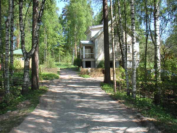 &nbsp;(Kaija Kiiveri-Hakkarainen&nbsp;1.6.2003)