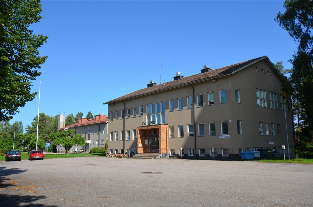 Joutsenon entinen kunnantalo I etelästä päin kuvattuna.&nbsp;(Päivi Makkonen&nbsp;2026)