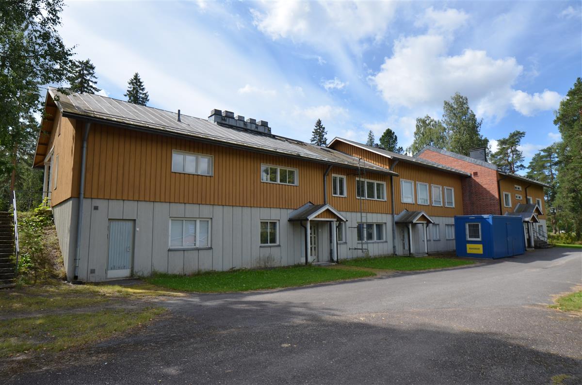 Lemin seurakuntatalo koillisesta päin kuvattuna&nbsp;(Päivi Makkonen&nbsp;2026)