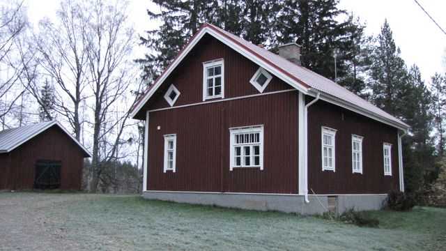 Päärakennus.&nbsp;(Niina Ahlfors&nbsp;lokakuu 2012)