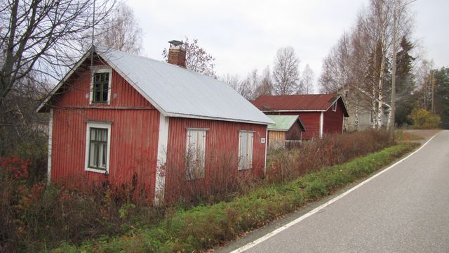 Pohjolan mökki Uukuniementielle.&nbsp;(Niina Ahlfors&nbsp;lokakuu 2012)