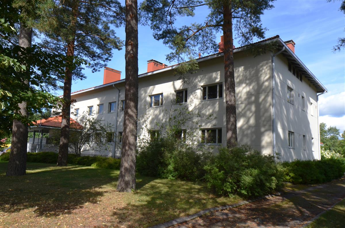 Rautjärven kunnantalo etelästä päin kuvattuna.&nbsp;(Päivi Makkonen&nbsp;2026)