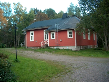 Raution hovin päärakennus&nbsp;(Pöyry Environmental Oy&nbsp;2007)