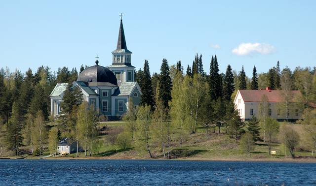 Ruokolahden kirkko ja seurakuntatalo&nbsp;(Seppo Pelkonen&nbsp;17.5.2007)