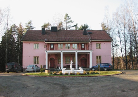 Säänjärven entinen koulurakennus.&nbsp;(Teija Ahola&nbsp;5.11.2008)