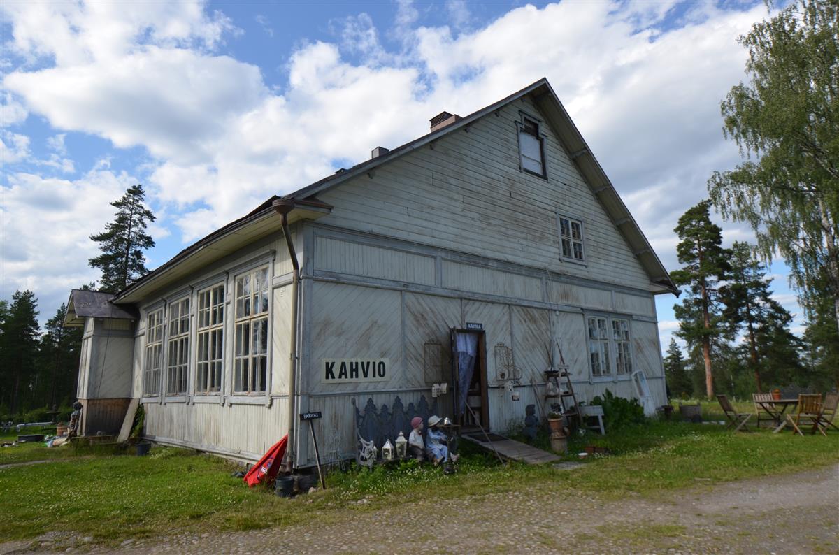 Ruhtinaan majan päärakennus etelästä päin kuvattuna.&nbsp;(Päivi Makkonen&nbsp;2025)