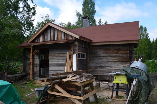 Torpan itäsivu.&nbsp;(Katri Nousiainen&nbsp;25.6.2015)