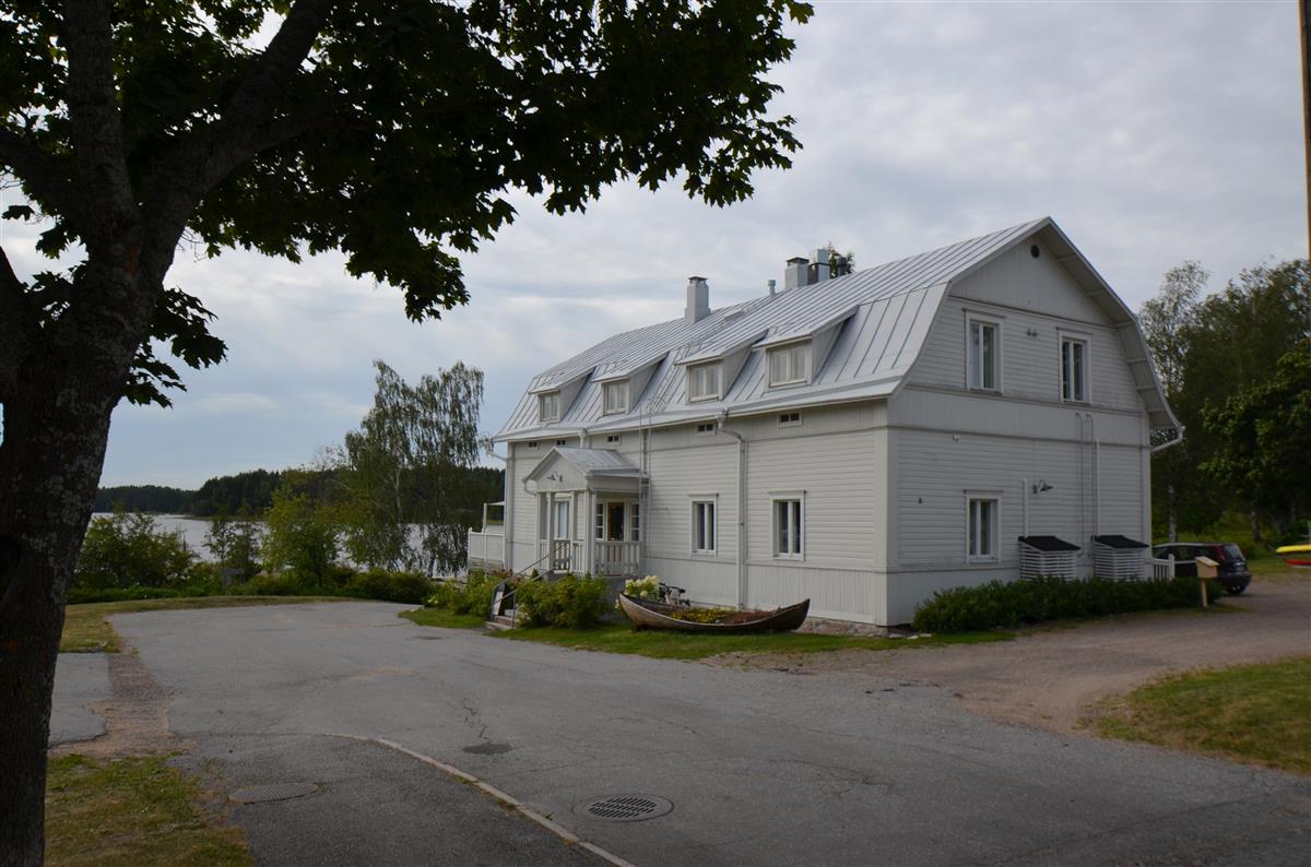Taipalsaaren vanha kunnantupa koillisesta päin kuvattuna.&nbsp;(Päivi Makkonen&nbsp;2025)