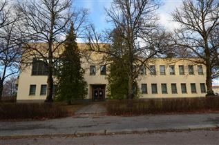 Kuva: Lauritsala-talo Hallituskadulta, kaakosta päin kuvattuna.&nbsp;(Päivi Makkonen&nbsp;2025)