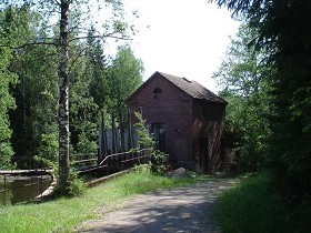 Kuva: Kangaskosken voimalaitos&nbsp;(Miikka Kurri&nbsp;9.6.2011)